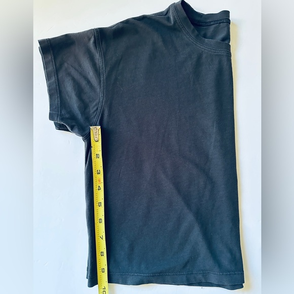 Lululemon Cortes Crop T Shirt Black Women's Size Small Short Sleeve Gym Workout - Picture 6 of 6